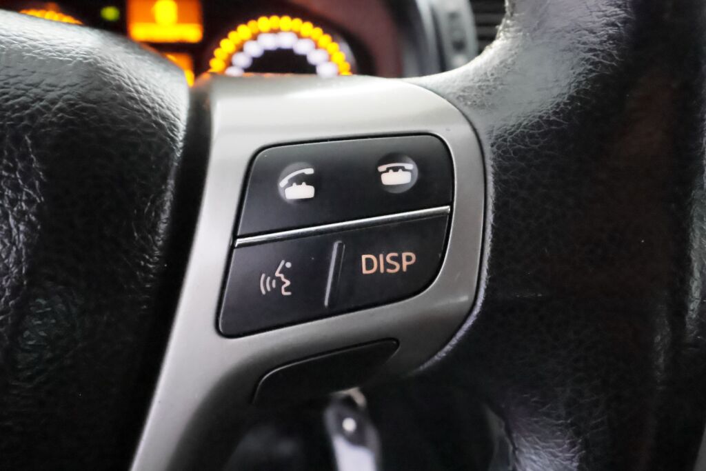 Toyota Avensis 2009 Harmaa