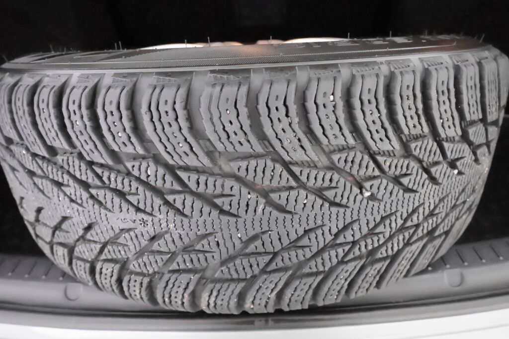 Toyota Avensis 2009 Harmaa