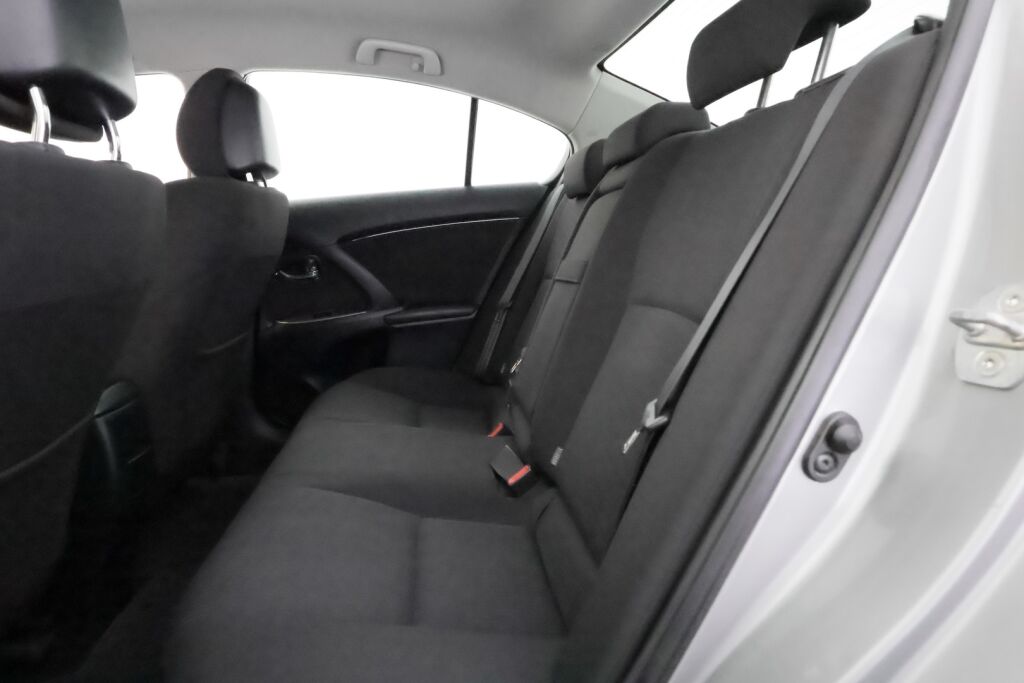 Toyota Avensis 2009 Harmaa