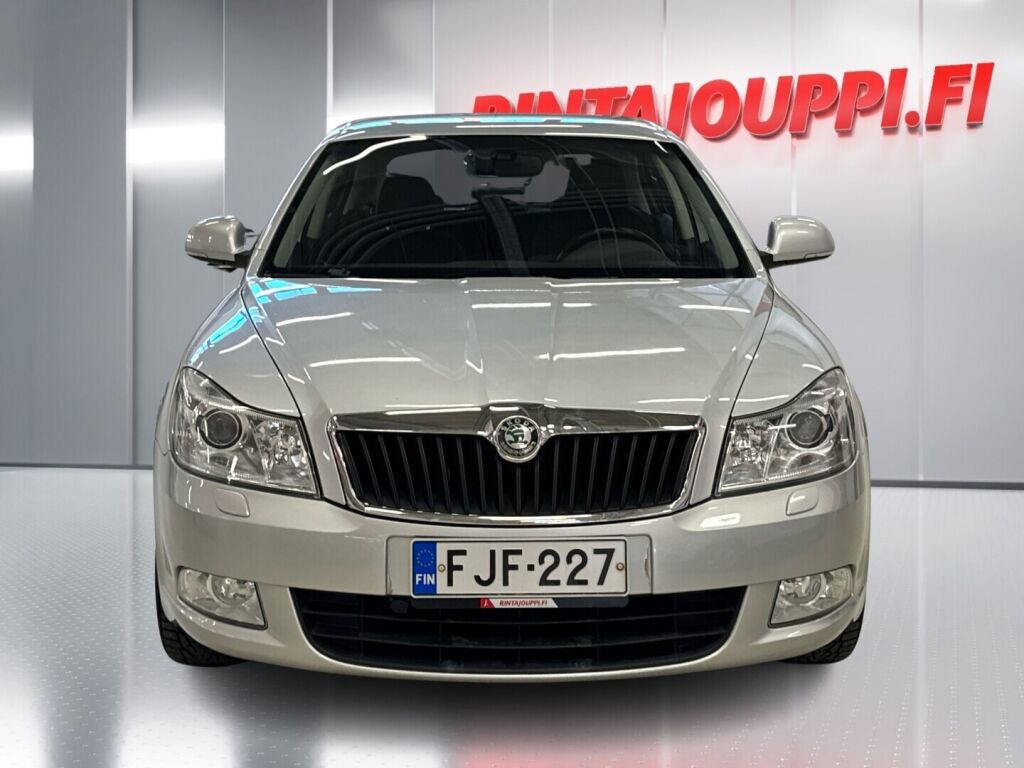 Skoda Octavia 2009 Harmaa