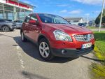 Nissan Qashqai 2009 Punainen