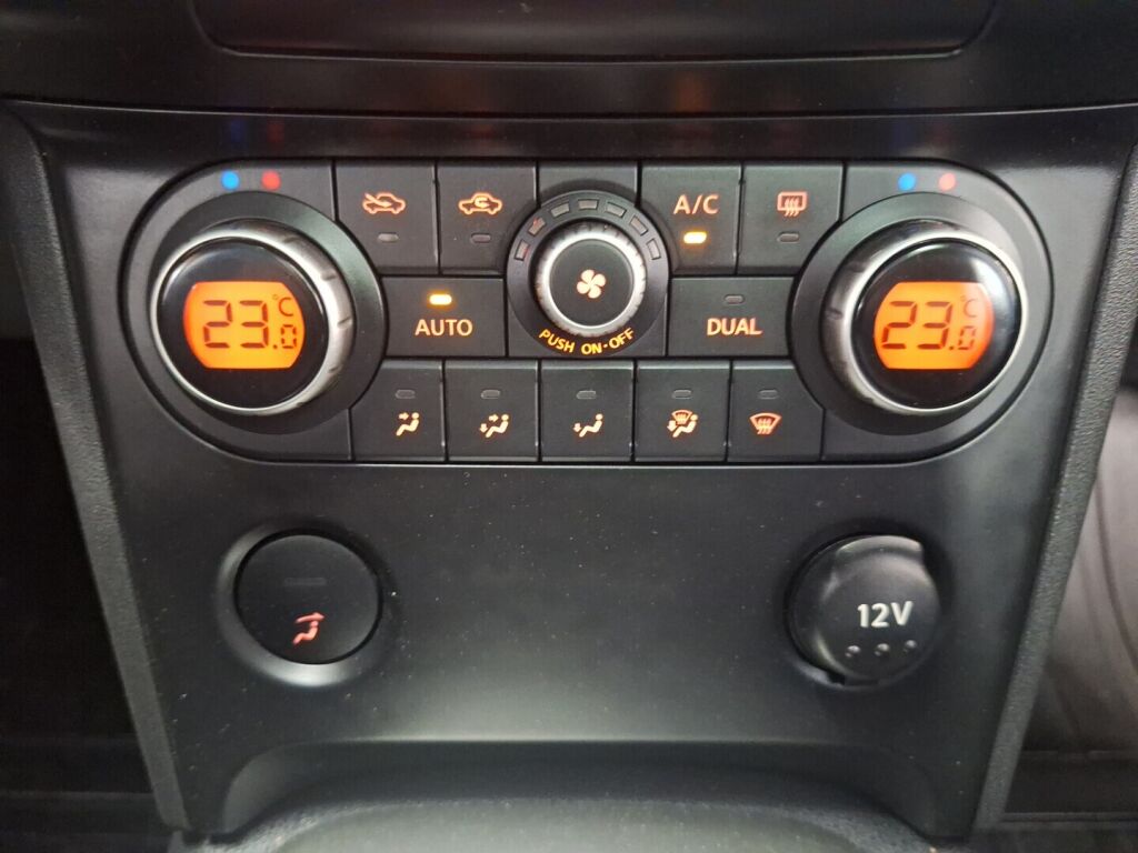 Nissan Qashqai 2009 Musta