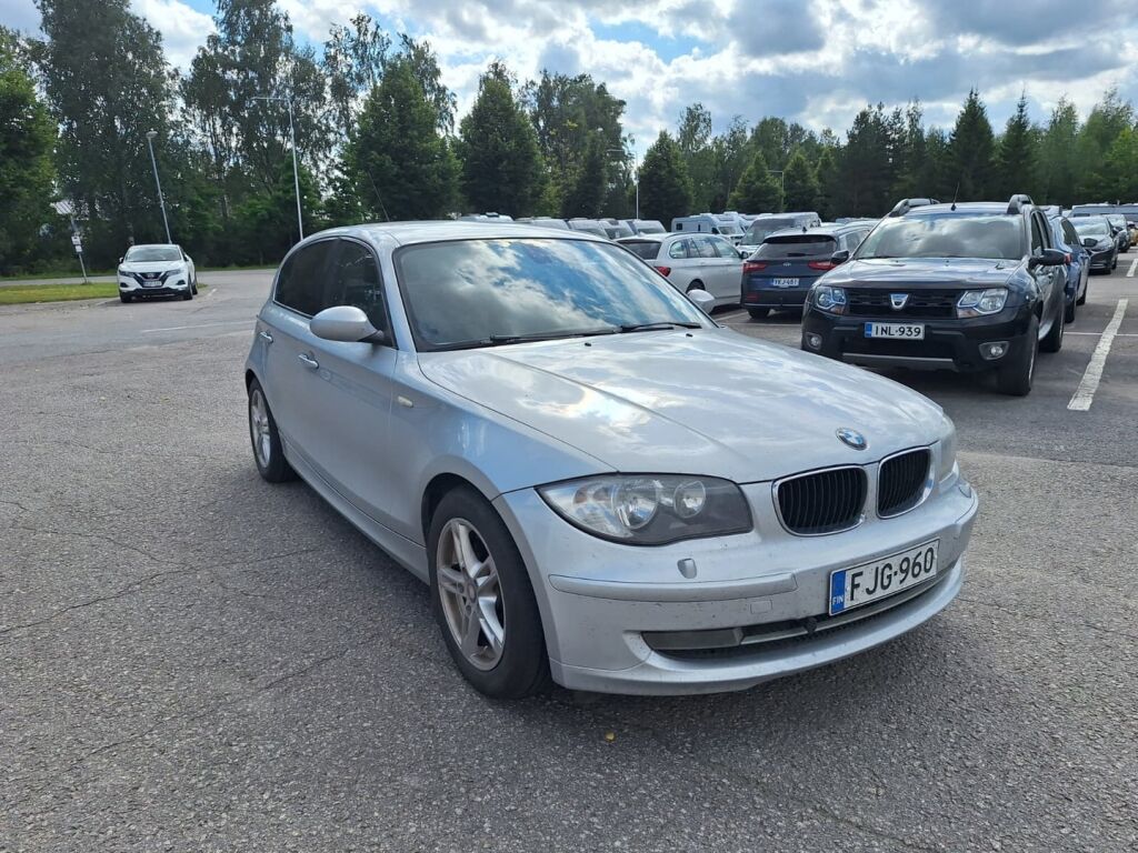 BMW 116 2009 Harmaa