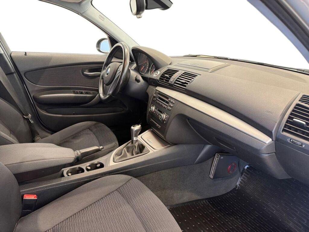 BMW 116 2009 Harmaa