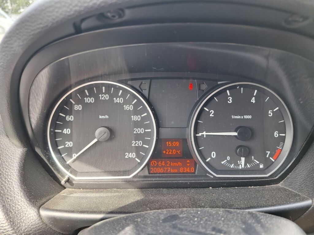 BMW 116 2009 Harmaa