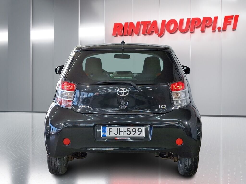 Toyota iQ 2009 Musta