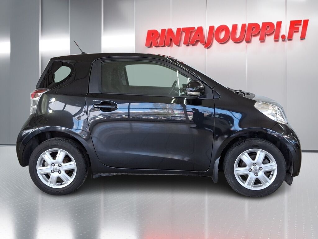 Toyota iQ 2009 Musta