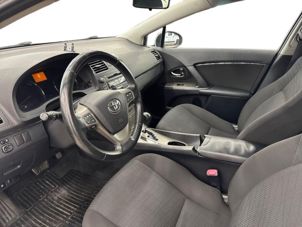 Toyota Avensis 2009 Harmaa
