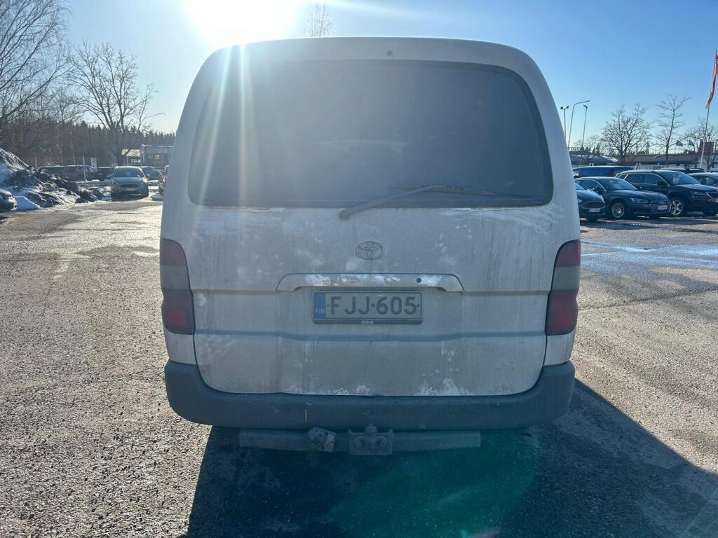 Toyota Hiace 2009 Valkoinen