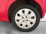 Toyota Yaris 2009 Punainen