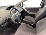 Toyota Yaris 2009 Punainen