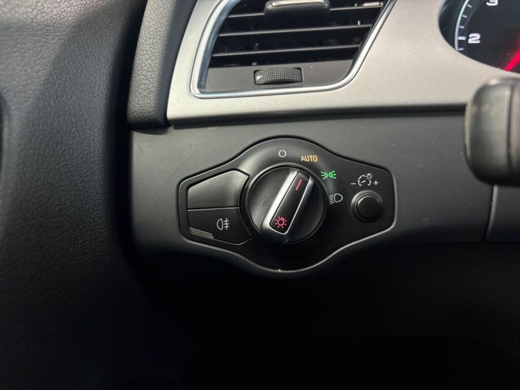 Audi A4 2010 Harmaa