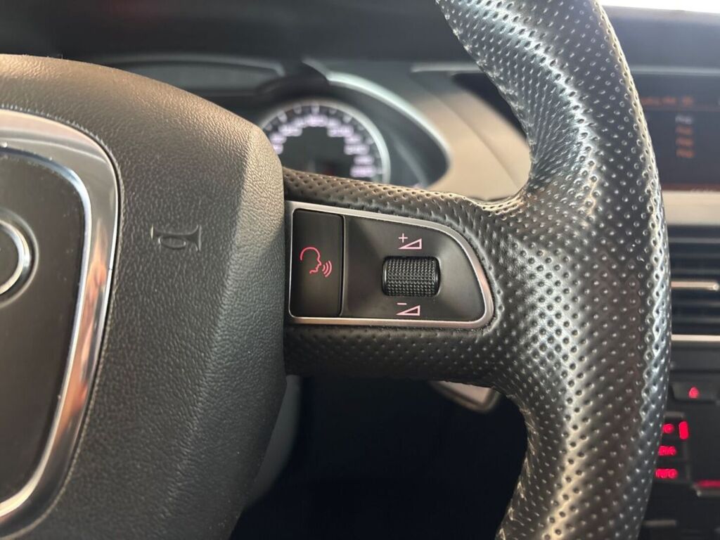 Audi A4 2010 Harmaa