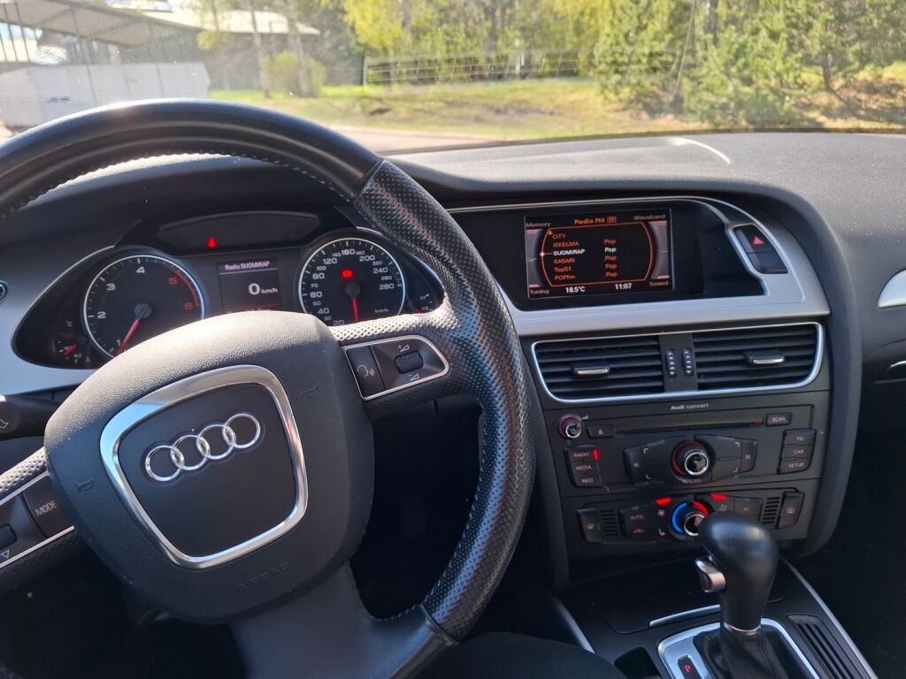 Audi A4 2010 Harmaa