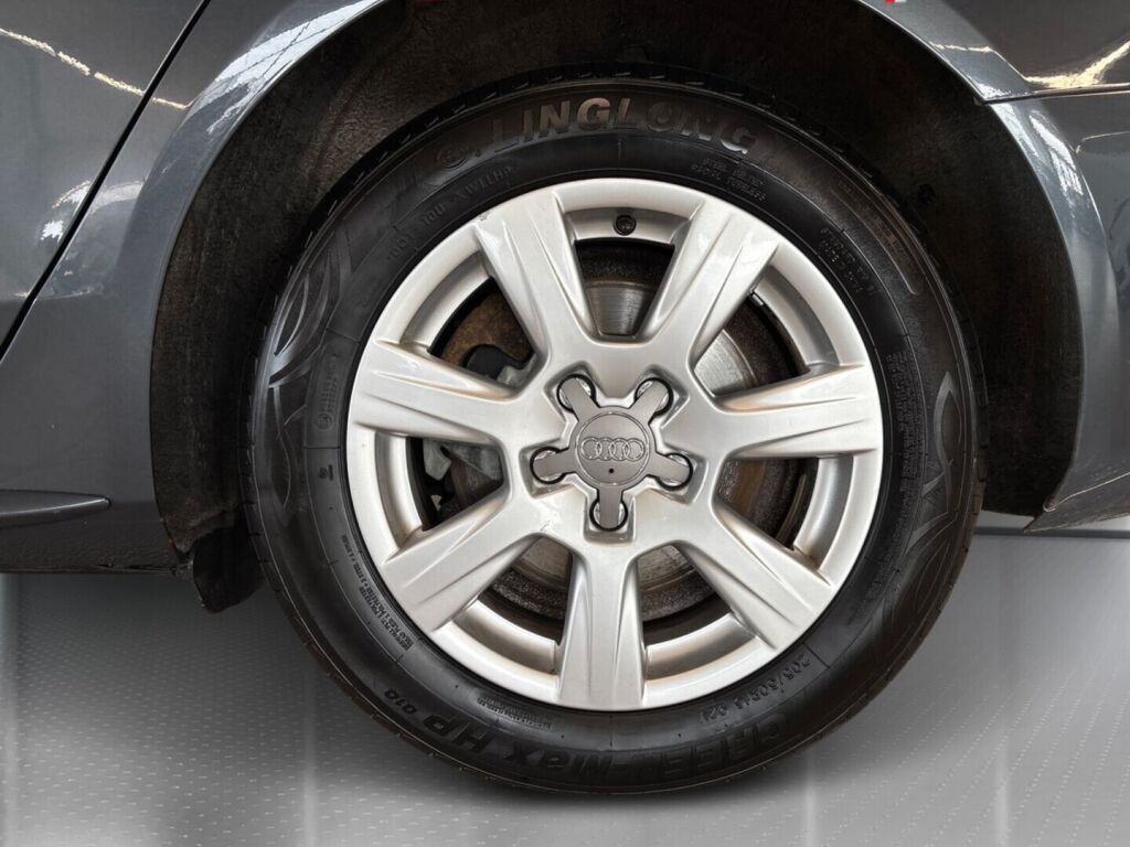 Audi A4 2010 Harmaa