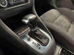 Volkswagen Golf 2009 Valkoinen