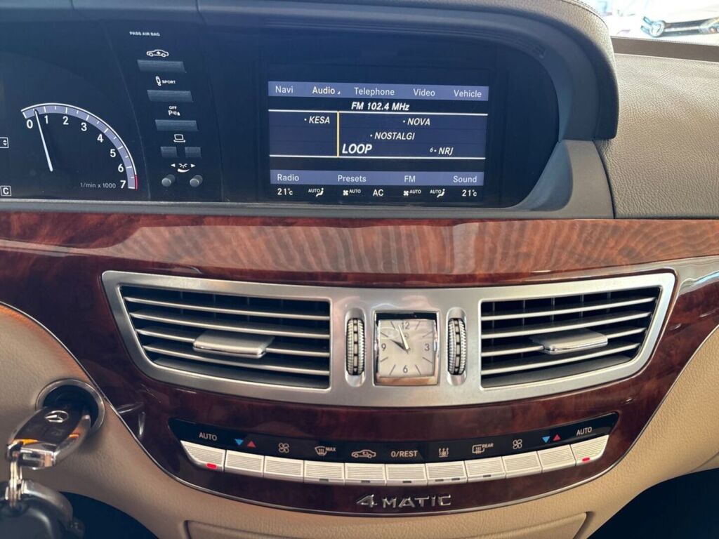 Mercedes-Benz S 2009 Musta