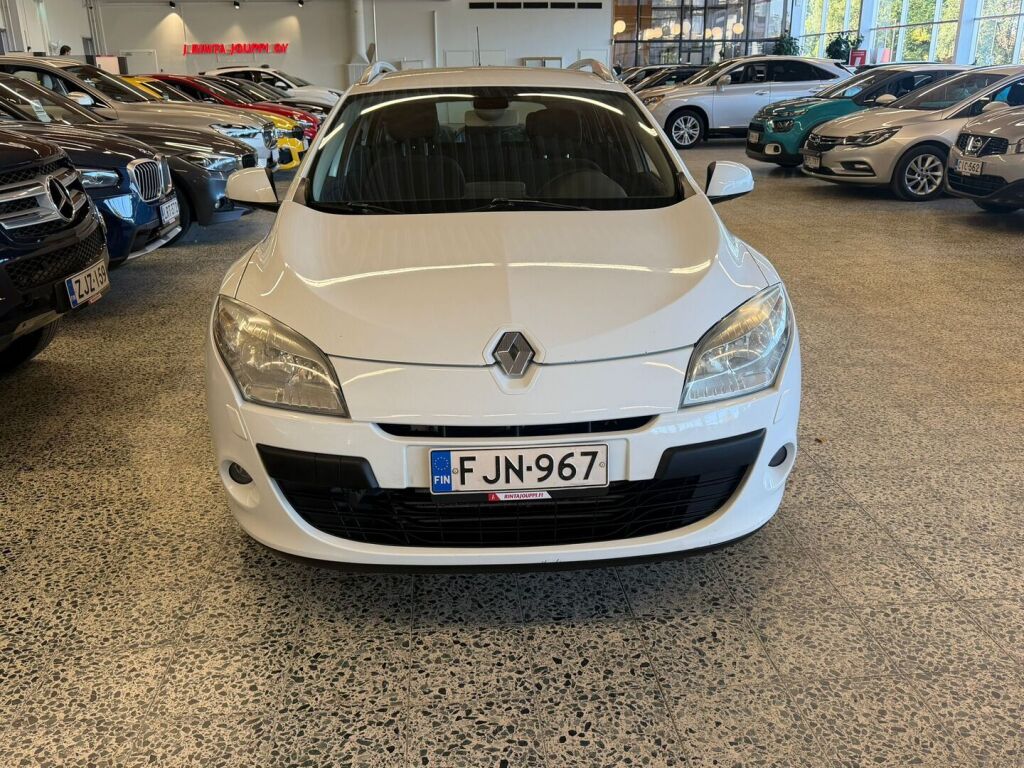 Renault Megane 2010 Valkoinen