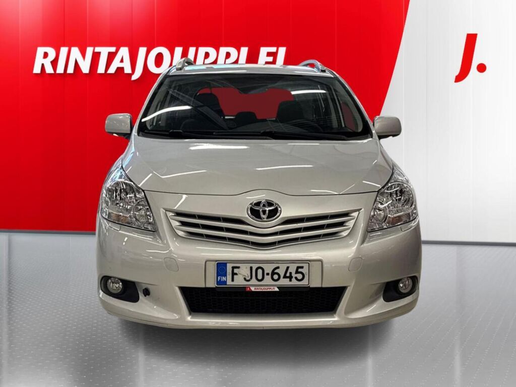 Toyota Verso 2010 Hopea
