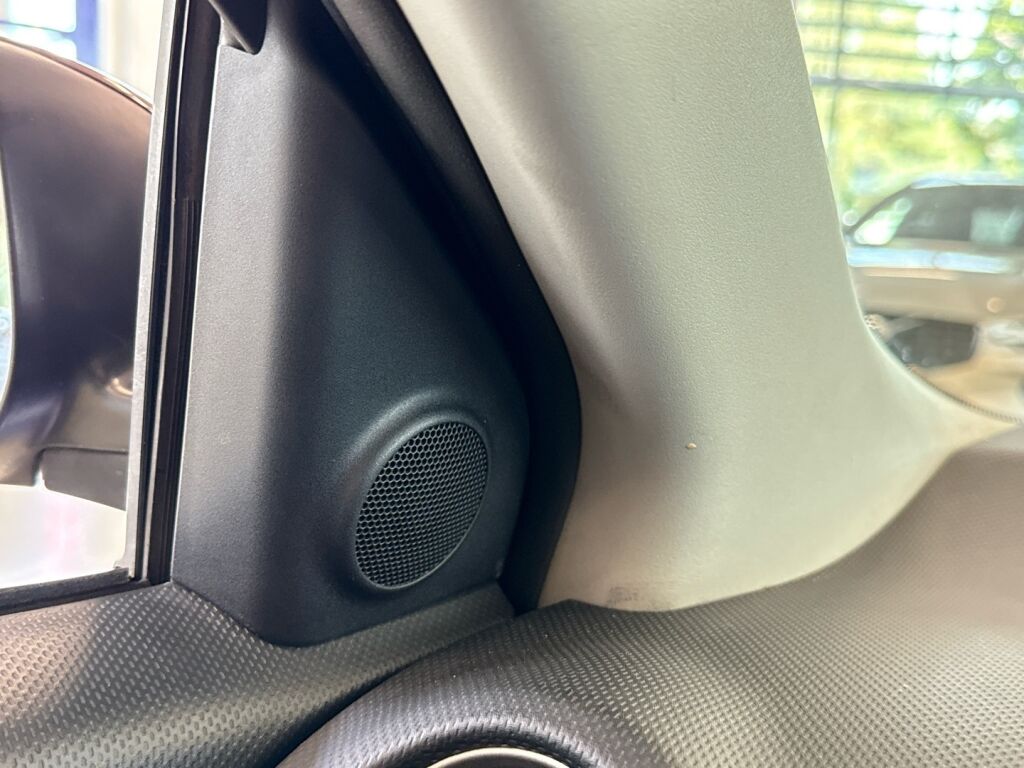 Toyota Urban Cruiser 2011 Violetti