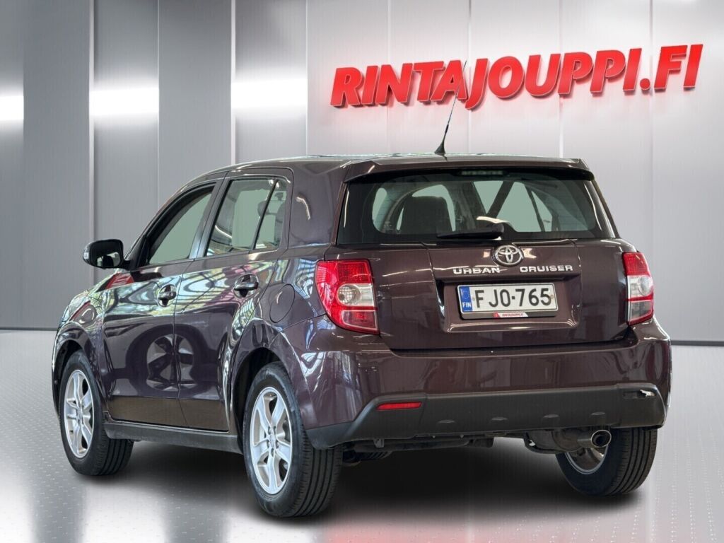 Toyota Urban Cruiser 2011 Violetti