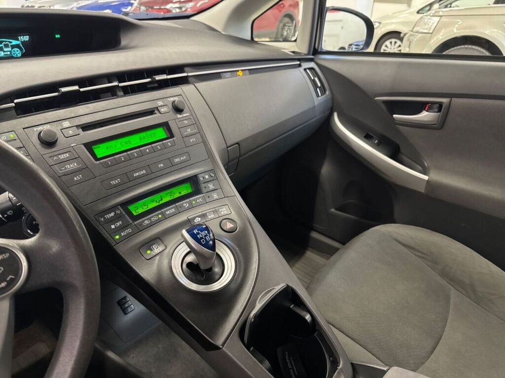 Toyota Prius 2010 Musta