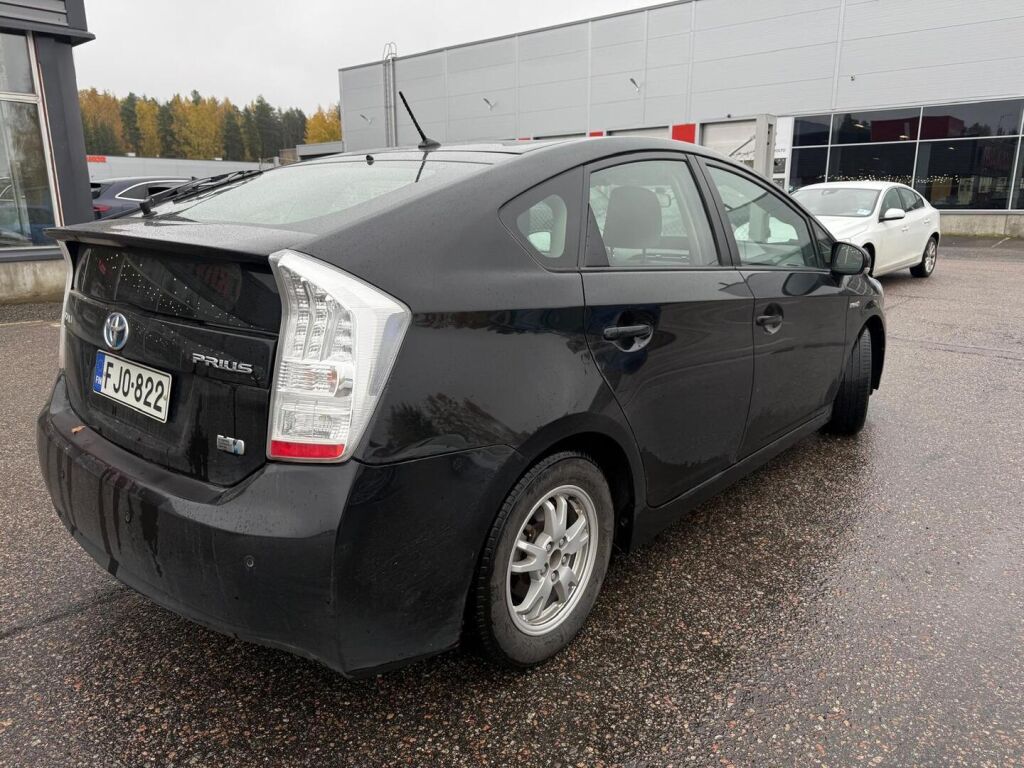 Toyota Prius HSD 5ov 2010, kuva 7/12