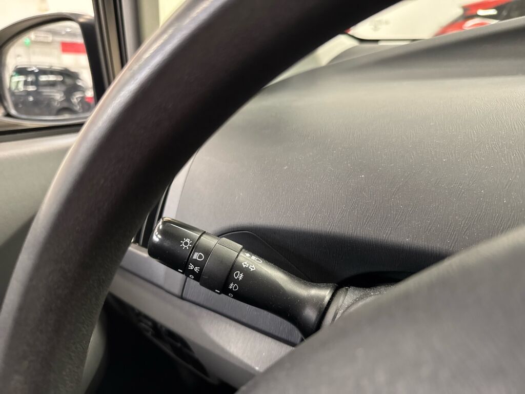 Toyota Prius 2011 Hopea