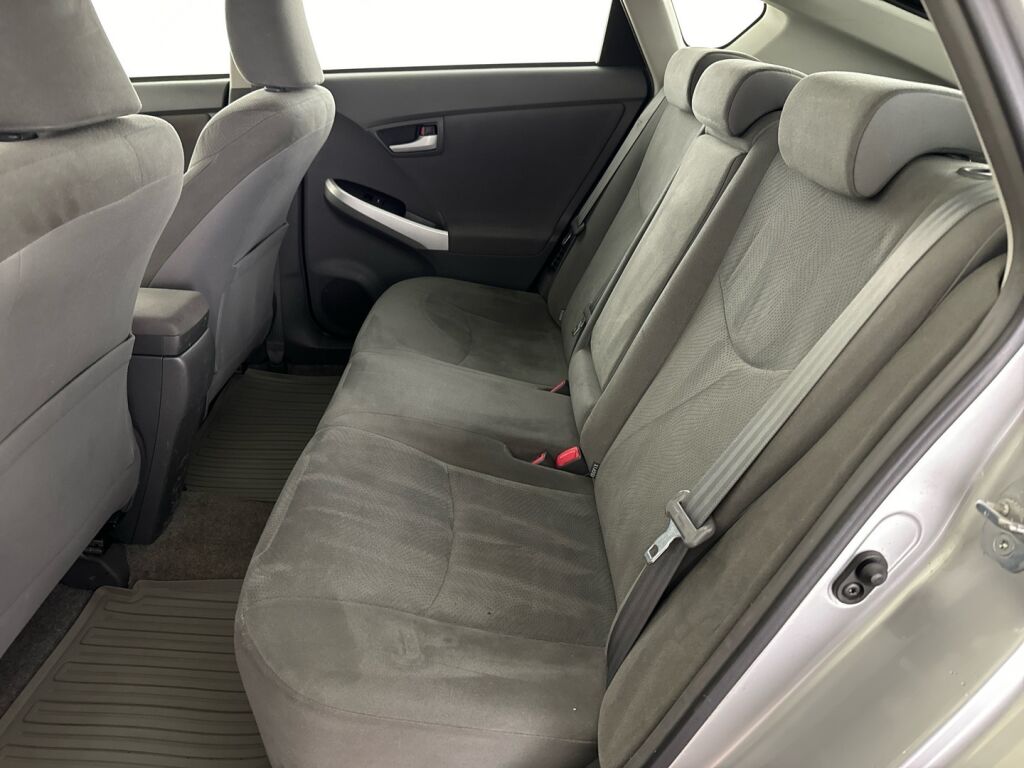 Toyota Prius 2011 Hopea