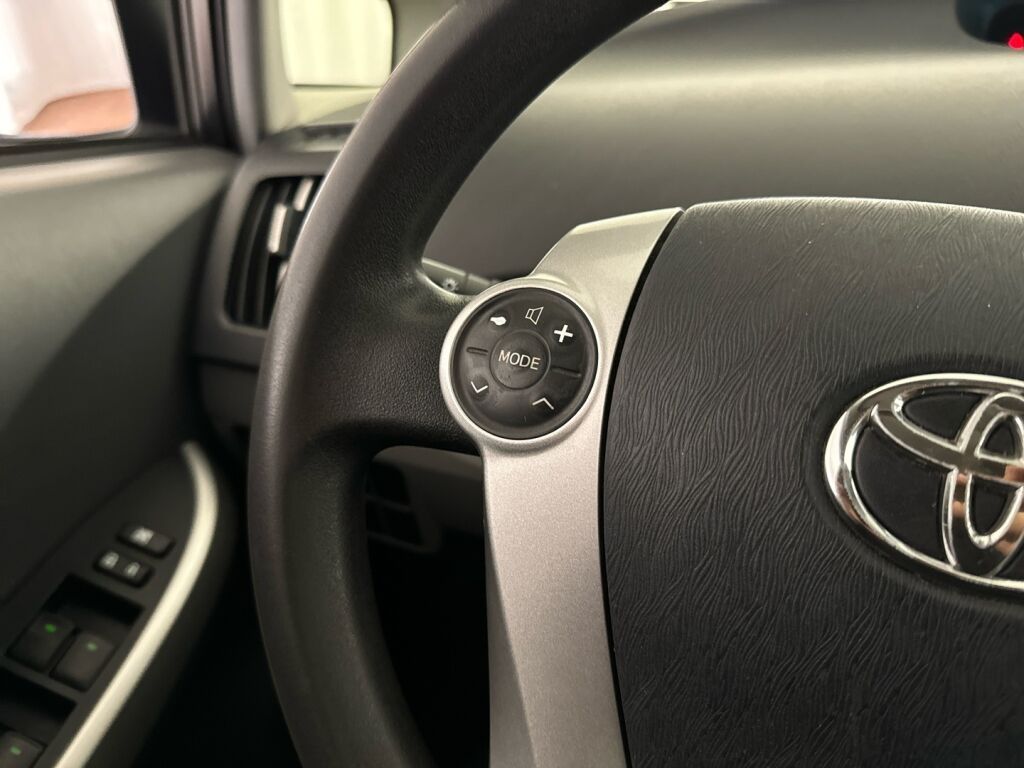 Toyota Prius 2011 Hopea