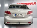 Toyota Avensis 2011 Hopea