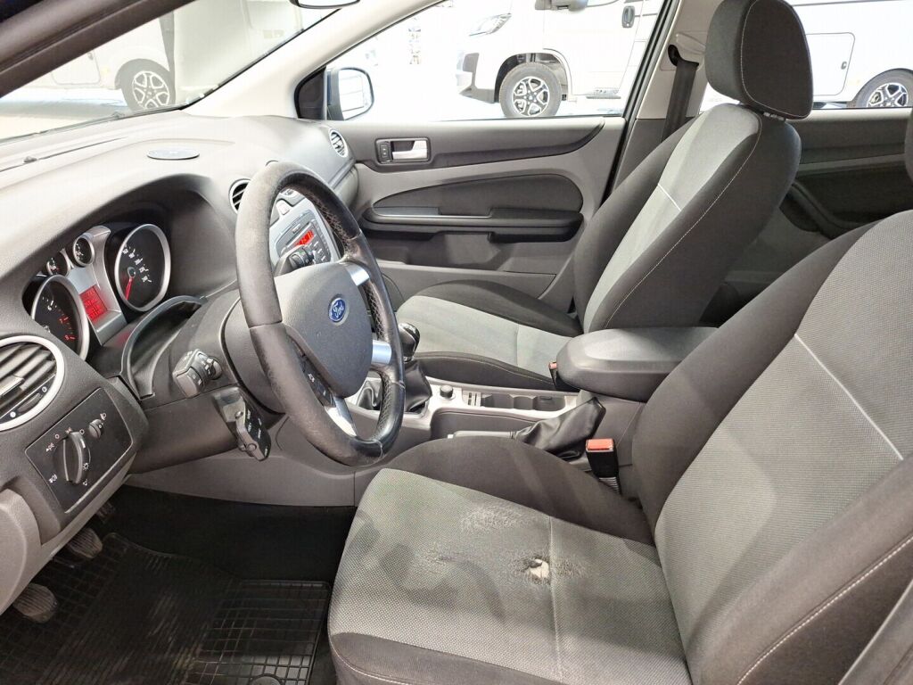 Ford Focus 2010 Sininen