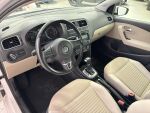 Volkswagen Polo 2010 Valkoinen