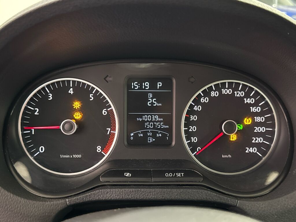 Volkswagen Polo 2010 Valkoinen