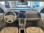 Volvo XC60 2010 Ruskea (beige)