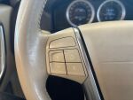 Volvo XC60 2010 Ruskea (beige)