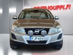 Volvo XC60 2010 Ruskea (beige)