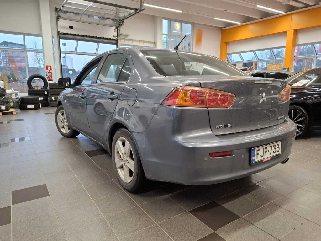 Mitsubishi Lancer 2010 Harmaa