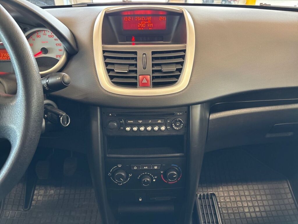 Peugeot 207 2010 Musta