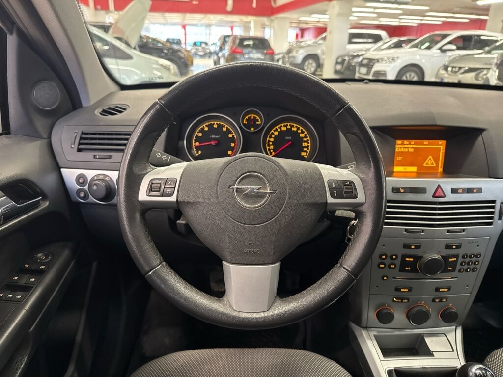 Opel Astra 2010 Harmaa