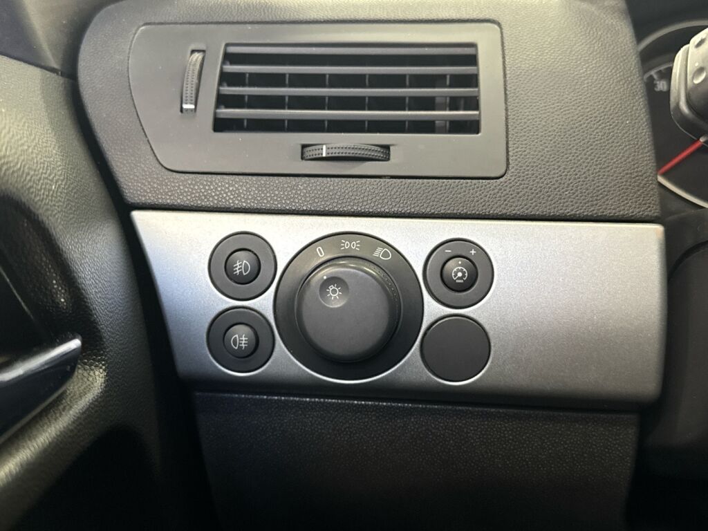 Opel Astra 2010 Harmaa