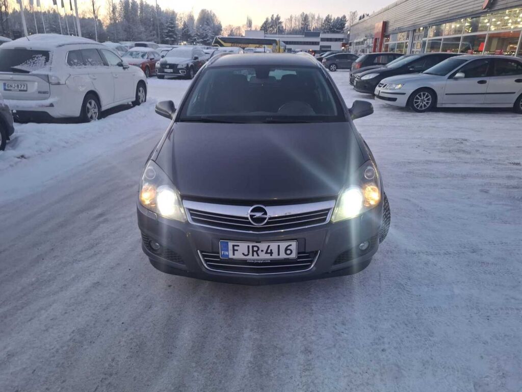 Opel Astra 2010 Harmaa