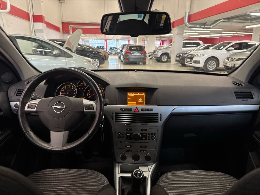Opel Astra 2010 Harmaa