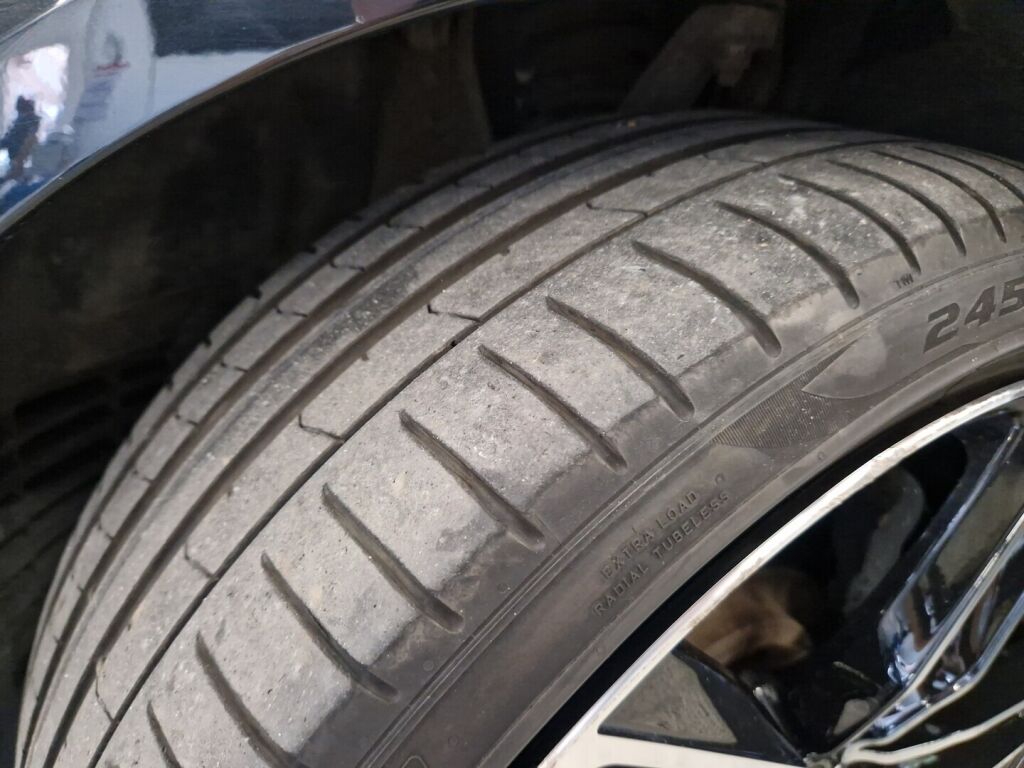 Jaguar XF 2010 Musta