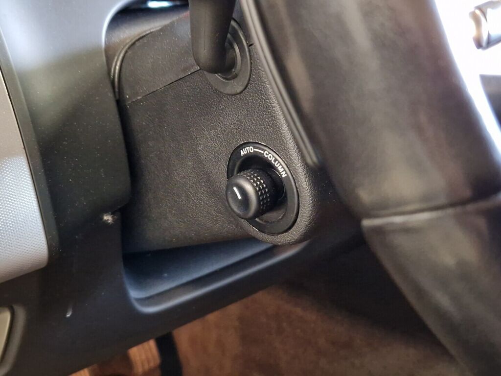 Jaguar XF 2010 Musta