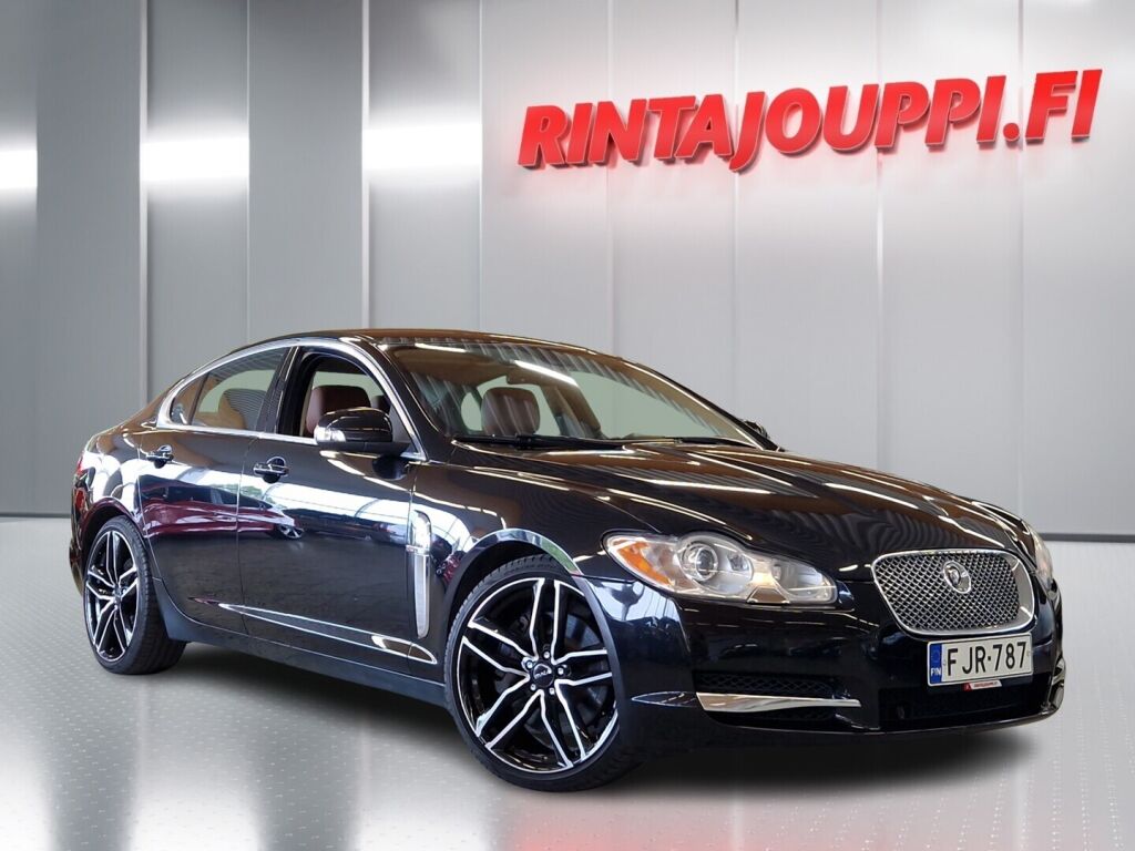Jaguar XF 2010 Musta