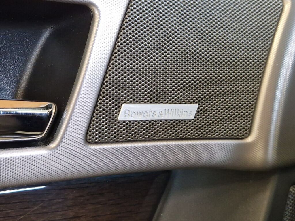 Jaguar XF 2010 Musta