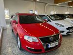 Volkswagen Passat 2010 Punainen