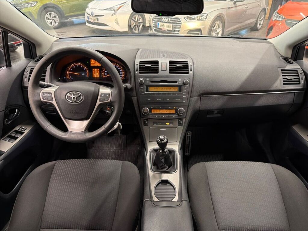 Toyota Avensis 2010 Sininen