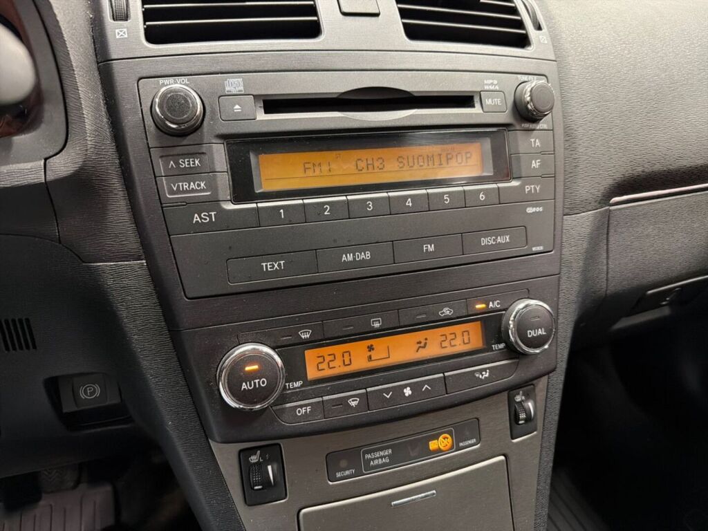 Toyota Avensis 2010 Sininen